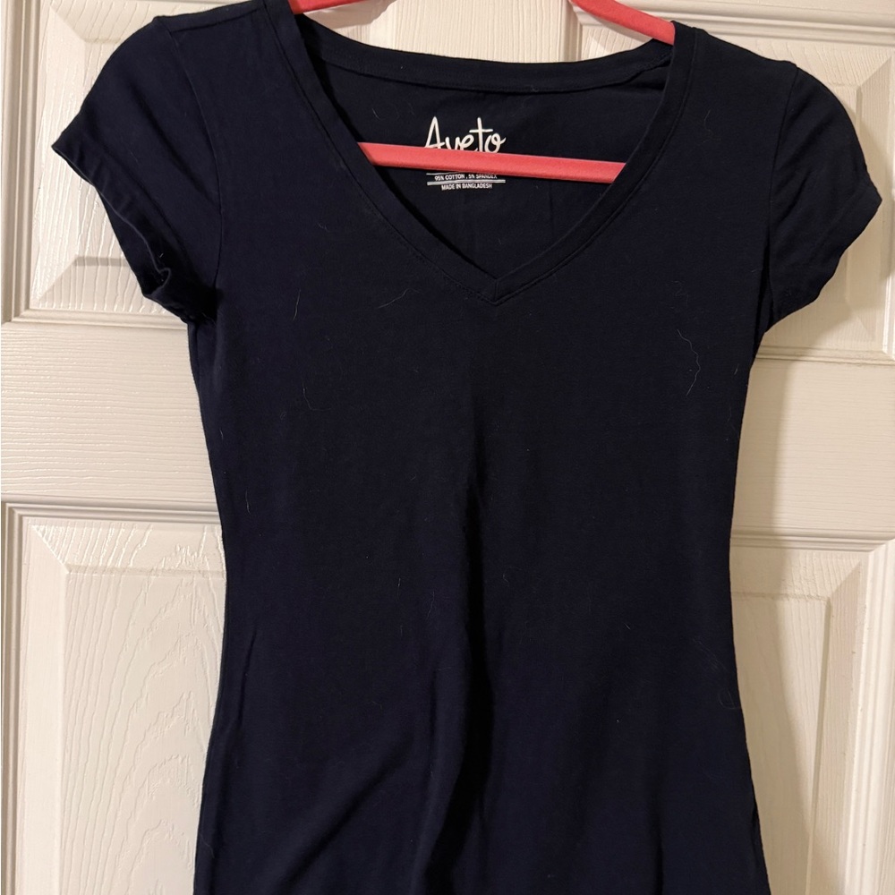 Veto Black Short Sleeve V-Neck Tee